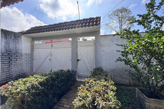 Área externa de casa para alugar com 3 quartos, 180m² em Vargem Grande, Rio de Janeiro