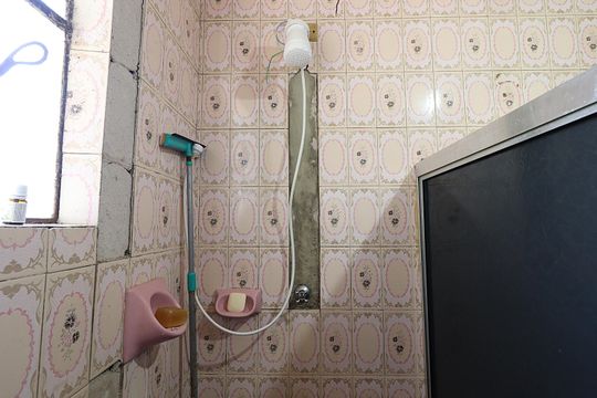 Banheiro da Suíte de casa à venda com 3 quartos, 142m² em Sarandi, Porto Alegre