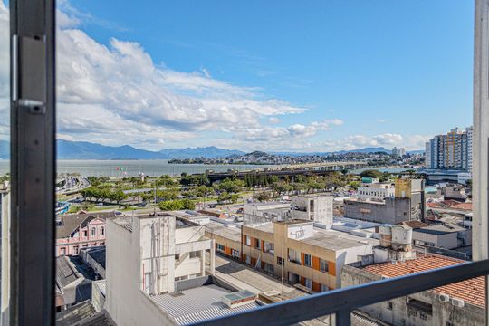 Vista do Quarto de apartamento para alugar com 1 quarto, 56m² em Centro, Florianópolis