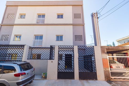 Fachada de kitnet/studio para alugar com 1 quarto, 44m² em Jardim Analia Franco, São Paulo