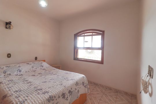 Suíte 1 de casa à venda com 3 quartos, 5285m² em Ivoturucaia, Jundiaí