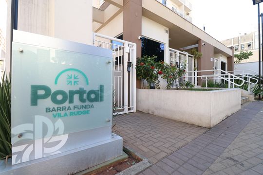 Fachada de apartamento para alugar com 2 quartos, 40m² em Barra Funda, São Paulo