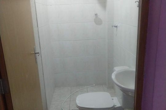 Banheiro de apartamento à venda com 2 quartos, 50m² em Juliana, Belo Horizonte