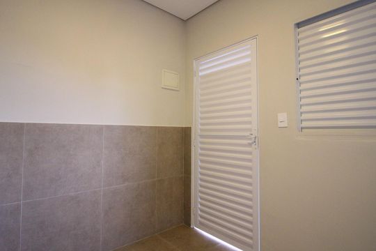 Cozinha de casa de condomínio para alugar com 1 quarto, 45m² em Vila Bela, São Paulo