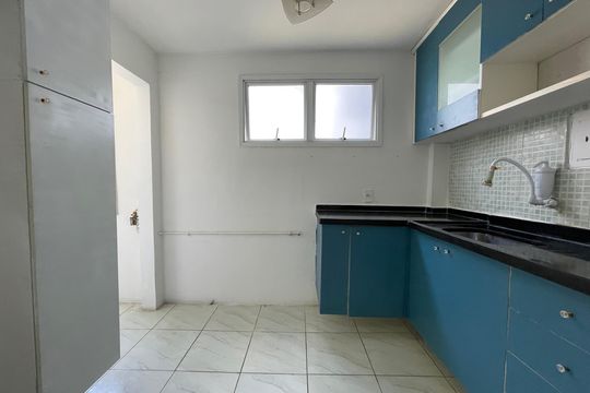 Cozinha de apartamento à venda com 2 quartos, 54m² em Jardim Jaqueline, São Paulo