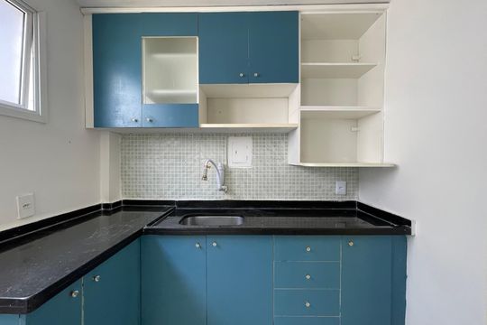 Cozinha de apartamento à venda com 2 quartos, 54m² em Jardim Jaqueline, São Paulo