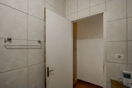 Banheiro Social de casa à venda com 3 quartos, 400m² em Cangaiba, São Paulo