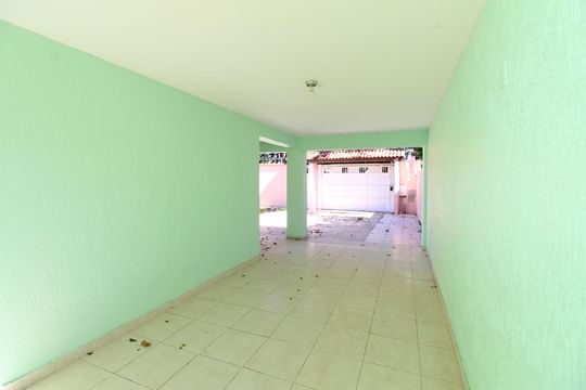 Garagem de casa para alugar com 4 quartos, 450m² em Jardim Alvorada, São José dos Campos