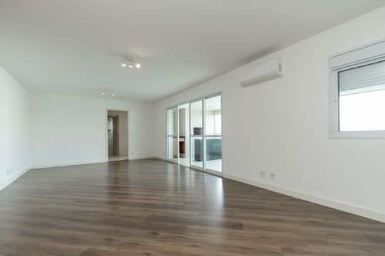 Sala de apartamento para alugar com 3 quartos, 138m² em Jardim Caravelas, São Paulo