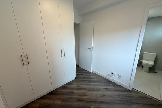 Quarto 3 de apartamento para alugar com 3 quartos, 138m² em Jardim Caravelas, São Paulo
