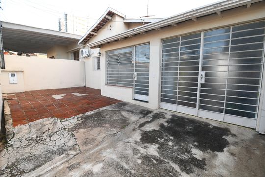 Garagem de casa à venda com 2 quartos, 255m² em Vila Rossi E Borchi, Campinas