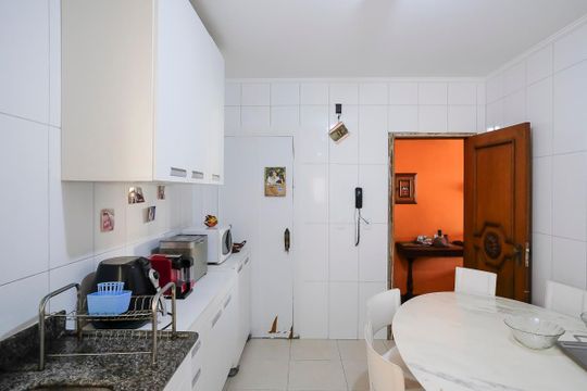 Cozinha de apartamento à venda com 2 quartos, 102m² em Osvaldo Cruz, São Caetano do Sul