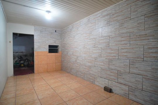 Garagem de casa à venda com 3 quartos, 120m² em São Jorge, Novo Hamburgo