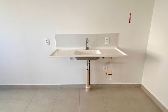 Cozinha de apartamento para alugar com 2 quartos, 33m² em Vila Maria, São Paulo