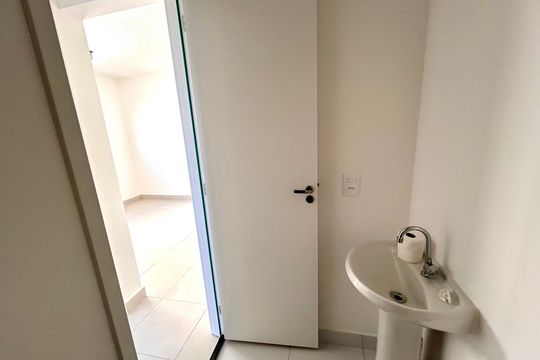 Banheiro de apartamento para alugar com 2 quartos, 33m² em Vila Maria, São Paulo