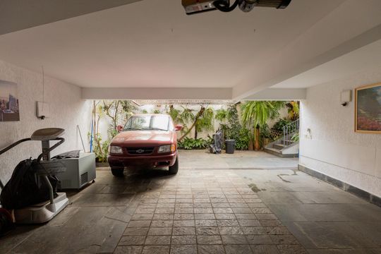 Garagem de casa à venda com 3 quartos, 260m² em Brooklin, São Paulo