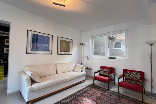 Sala de casa à venda com 3 quartos, 160m² em Jardim Paulista, São Paulo