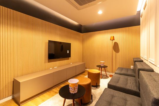 Área comum - Cinema de apartamento para alugar com 2 quartos, 77m² em Pinheiros, São Paulo