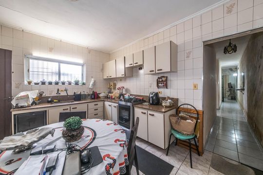 Cozinha de casa para alugar com 3 quartos, 140m² em Bosque da Saúde, São Paulo