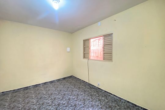 Quarto de casa para alugar com 1 quarto, 60m² em Jardim Vila Galvao, Guarulhos