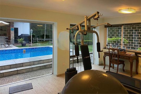 Casa à venda com 4 quartos, 450m² em Santo Amaro, São Paulo
