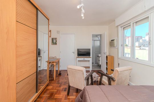 Studio de kitnet/studio à venda com 1 quarto, 26m² em Centro Histórico, Porto Alegre