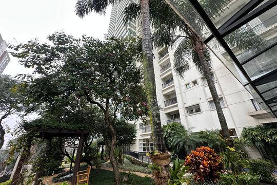 Fachada de apartamento à venda com 3 quartos, 215m² em Alphaville Industrial, Barueri