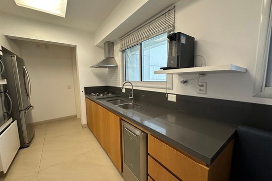 Cozinha de apartamento à venda com 3 quartos, 215m² em Alphaville Industrial, Barueri