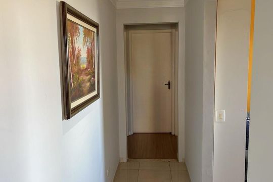 Corredor de apartamento à venda com 3 quartos, 120m² em Jardim Monte Kemel, São Paulo