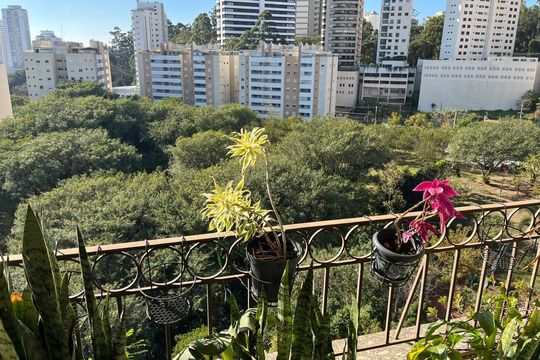 Vista de apartamento à venda com 3 quartos, 120m² em Jardim Monte Kemel, São Paulo
