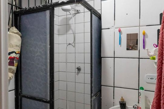 Banheiro de apartamento à venda com 1 quarto, 38m² em Sé, São Paulo
