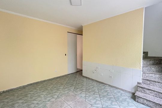 Sala de casa para alugar com 2 quartos, 125m² em Utinga, Santo André