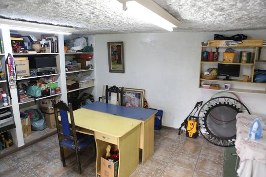 Área comum de casa à venda com 5 quartos, 300m² em Jardim Vera Cruz, Contagem
