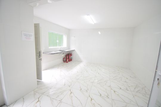 Cozinha de casa para alugar com 3 quartos, 540m² em Tatuapé, São Paulo