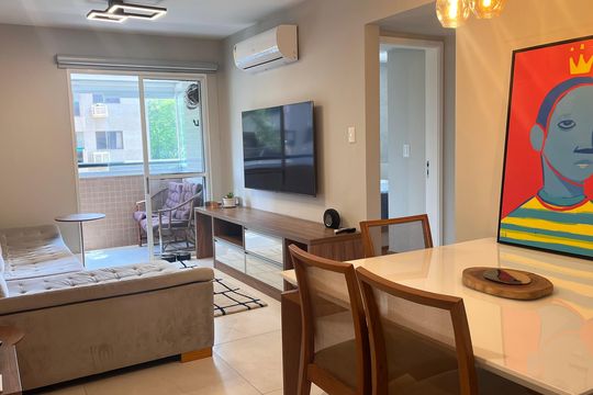 Sala de apartamento para alugar com 2 quartos, 62m² em Barra da Tijuca, Rio de Janeiro