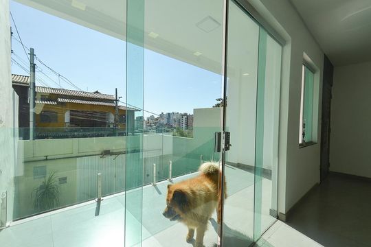 Varanda de casa à venda com 3 quartos, 101m² em Fernão Dias, Belo Horizonte