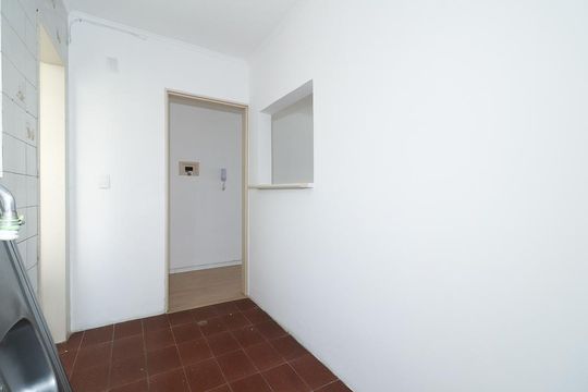 Cozinha de apartamento para alugar com 1 quarto, 58m² em Sarandi, Porto Alegre