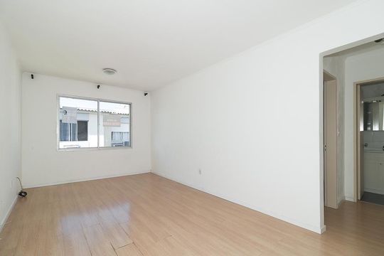 Sala de apartamento para alugar com 1 quarto, 58m² em Sarandi, Porto Alegre