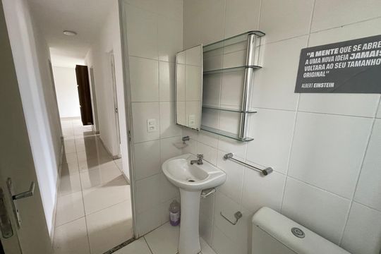 Banheiro de apartamento para alugar com 3 quartos, 70m² em Caiapia, Cotia