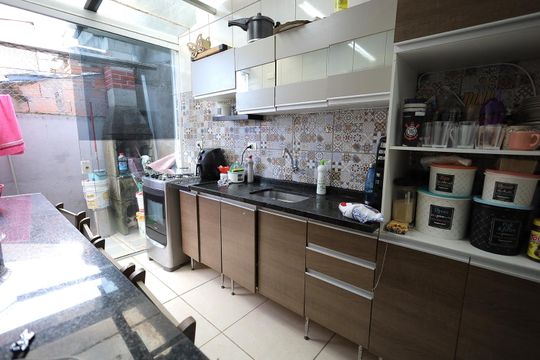 Cozinha de casa à venda com 3 quartos, 125m² em Jardim Santo Alberto, Santo André