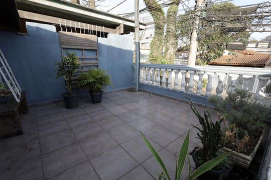 Quintal de casa à venda com 3 quartos, 125m² em Jardim Santo Alberto, Santo André