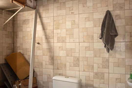 Banheiro do salão de casa à venda com 3 quartos, 234m² em Vila Clementino, São Paulo