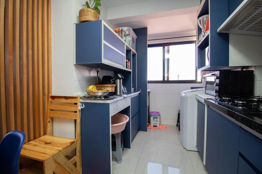 Cozinha e Área de Serviço de apartamento para alugar com 2 quartos, 55m² em Setor Habitacional Vicente Pires, Brasília