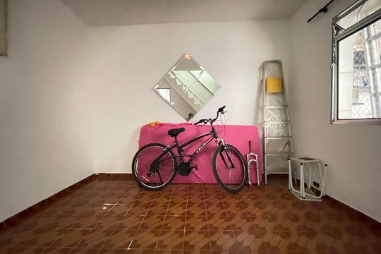 Sala de casa para alugar com 2 quartos, 64m² em Vila São Silvestre, São Paulo