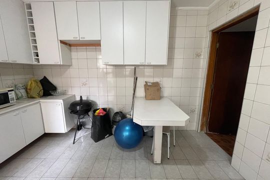 Cozinha de casa para alugar com 2 quartos, 64m² em Vila São Silvestre, São Paulo
