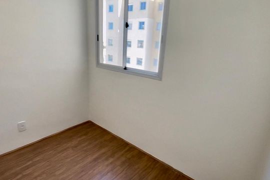 Quarto 1 de apartamento para alugar com 2 quartos, 32m² em Parque Novo Mundo, São Paulo