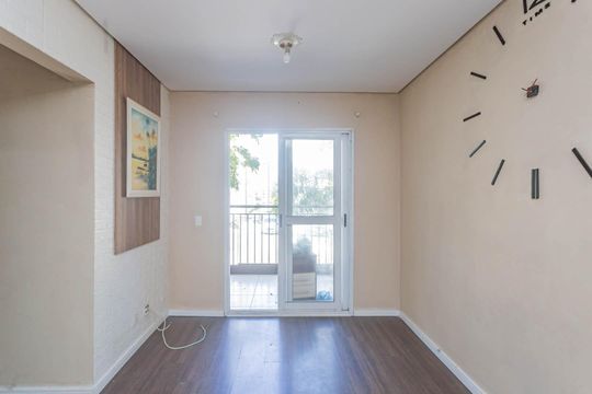 Sala de apartamento para alugar com 3 quartos, 67m² em Jardim Celeste, São Paulo