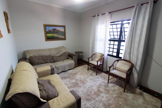 Casa à venda com 3 quartos, 240m² em Parque Alto Taquaral, Campinas