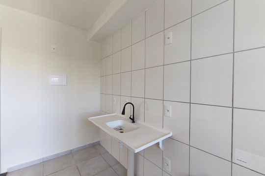 Cozinha de apartamento à venda com 2 quartos, 42m² em Jardim Ipaussurama, Campinas