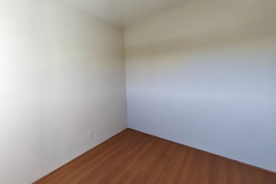 Quarto 2 de apartamento à venda com 2 quartos, 42m² em Jardim Ipaussurama, Campinas